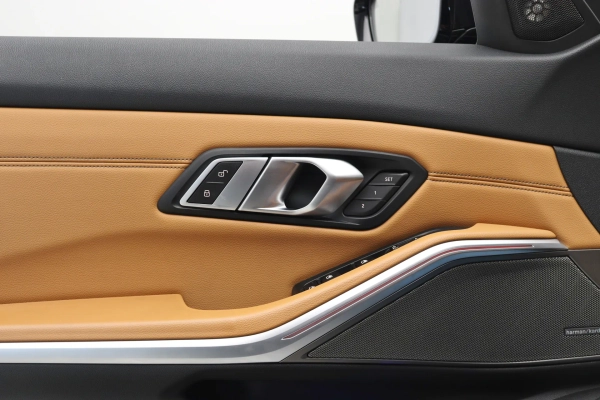 Foto do veiculo BMW 320I M SPORT