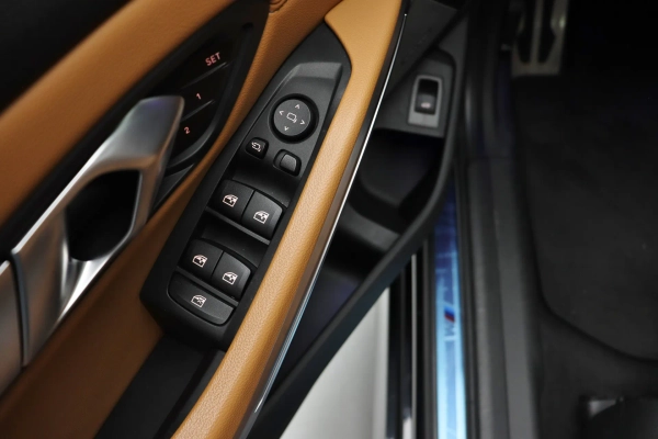 Foto do veiculo BMW 320I M SPORT