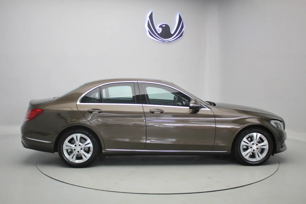 Foto do veiculo MERCEDES-BENZ C 180 AVANTGARDE