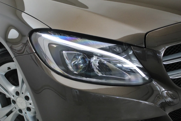 Foto do veiculo MERCEDES-BENZ C 180 AVANTGARDE