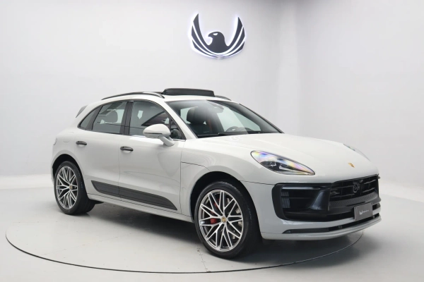 Foto do veiculo PORSCHE MACAN GTS