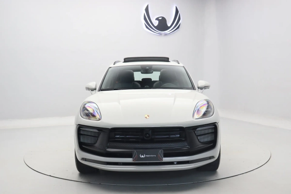 Foto do veiculo PORSCHE MACAN GTS