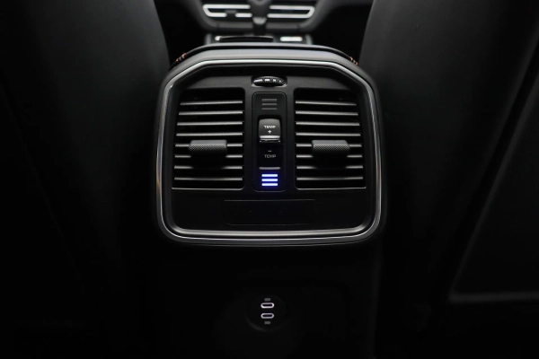 Foto do veiculo PORSCHE MACAN GTS