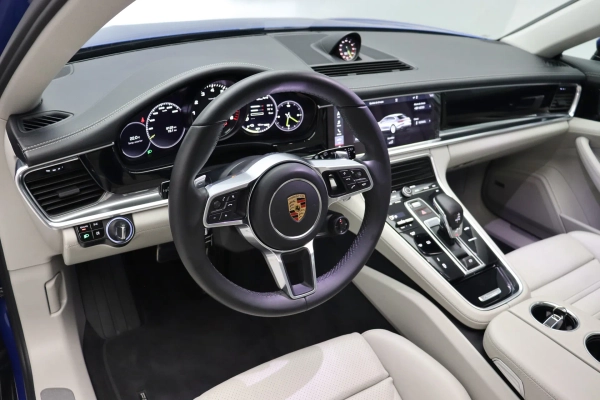 Foto do veiculo PORSCHE PANAMERA 4 E-HYBRID SPORT TURISMO