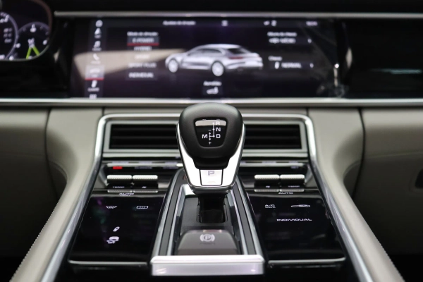Foto do veiculo PORSCHE PANAMERA 4 E-HYBRID SPORT TURISMO