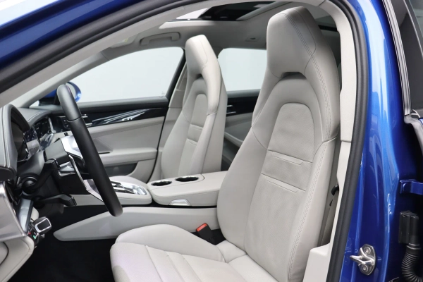 Foto do veiculo PORSCHE PANAMERA 4 E-HYBRID SPORT TURISMO