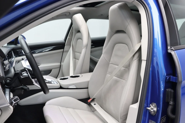 Foto do veiculo PORSCHE PANAMERA 4 E-HYBRID SPORT TURISMO