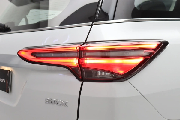 Foto do veiculo TOYOTA HILUX SW4 SRX | 7 LUGARES