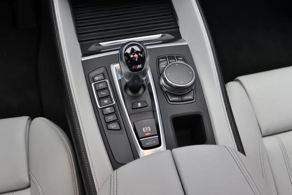 Foto do veiculo BMW X6 M 