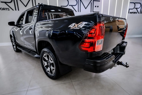 Thumbnail 9
