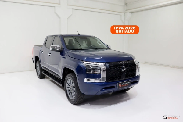 Foto MITSUBISHI TRITON